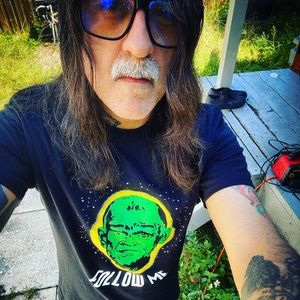 Meet your Posher, Jonathan